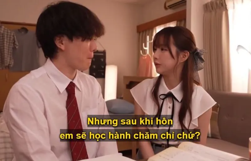 Cô gia sư xinh đẹp thấy cậu học trò tự ti vì “không biết hôn” nên đã giúp cậu luyện tập